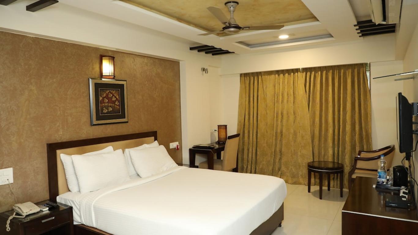 Hotel Anantha Executive Suites